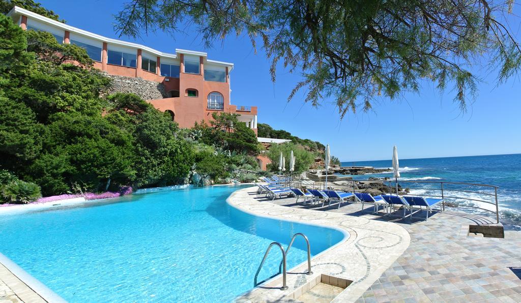 Hotel Punta Rossa Сан-Феличе-Чирчео Экстерьер фото